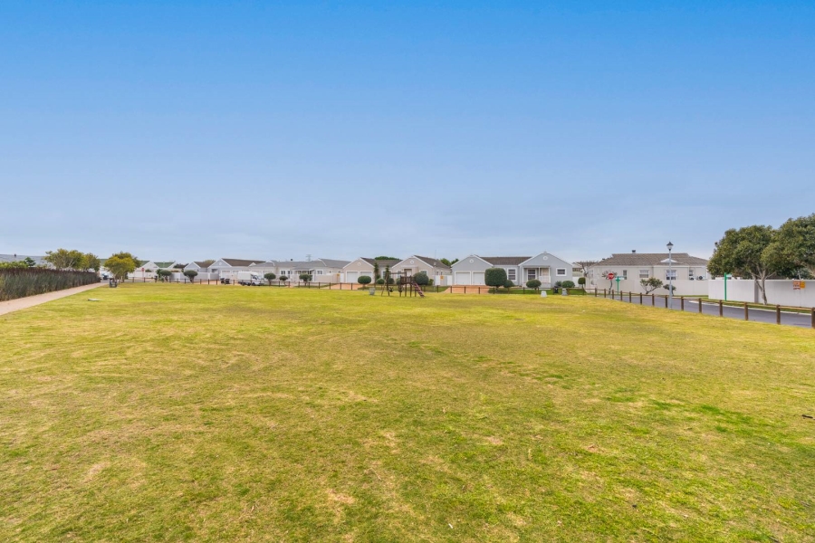 4 Bedroom Property for Sale in Sunningdale Western Cape